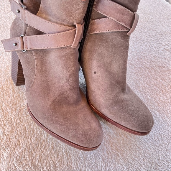 GIANNI BINI CHUNKY HEEL ANKLE STRAPPY BOOTIES TAUPE GRAY SIZE 10 - Picture 3 of 12